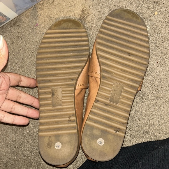 Style & Co. Women’s Tan Loafers - Picture 3 of 3